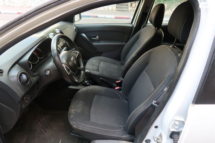 דאצ'יה סנדרו