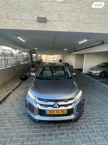 מודעת רכב מיצובישי ASX