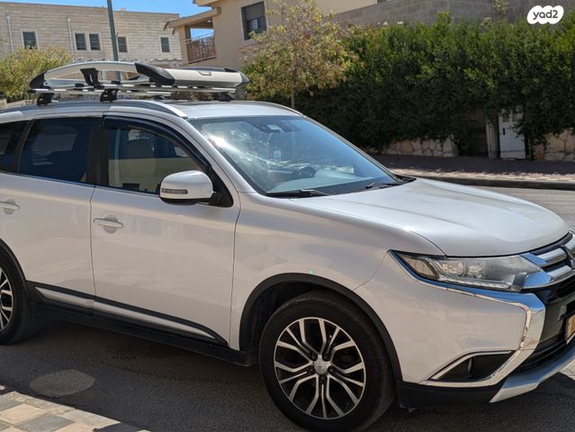 מודעת רכב מיצובישי אאוטלנדר