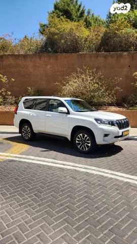 מודעת רכב טויוטה לנד קרוזר