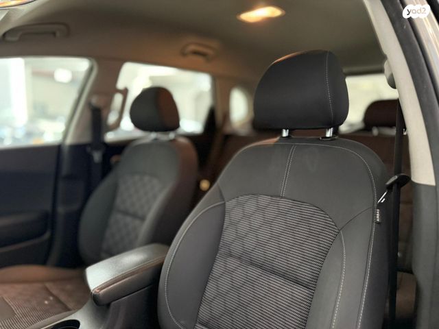 קיה נירו פלוס