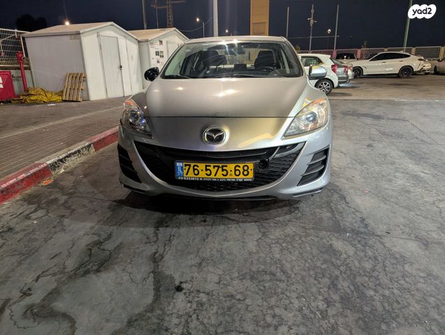 מודעת רכב מאזדה 3