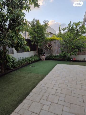 דו משפחתי, יקינטון 11, נוף הדר, כפר יונה