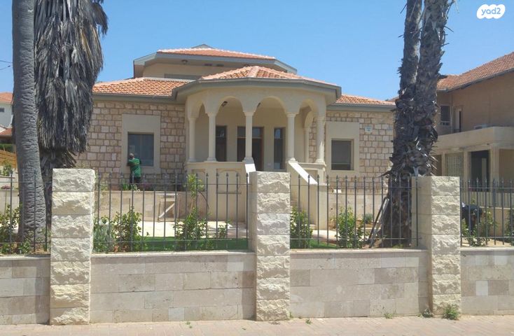 הרצל 18