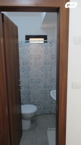 דירת גן, אהבת שלום 21, כוכב יעקב, כוכב יעקב