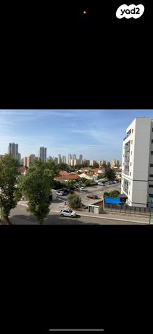 דירה, יאנוש קורצ'אק 1, קרית נורדאו, נתניה