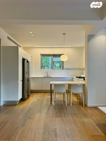 דירה, שדרות ח"ן, הצפון הישן - דרום, תל אביב יפו