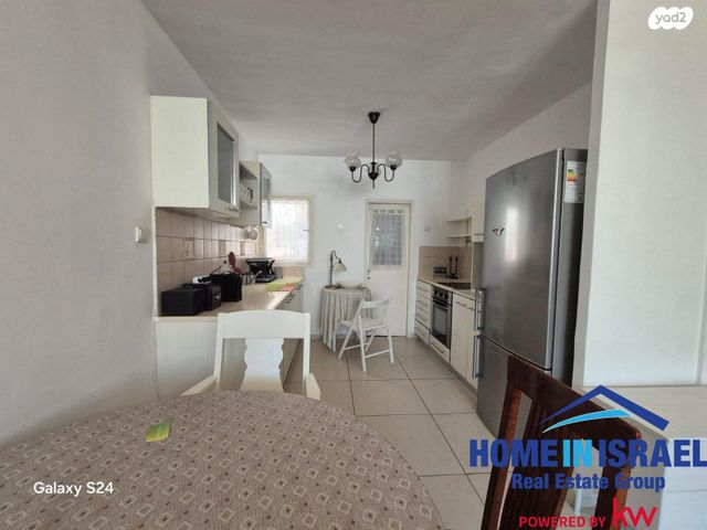 דירה, שדרות פנחס לבון, קרית נורדאו, נתניה