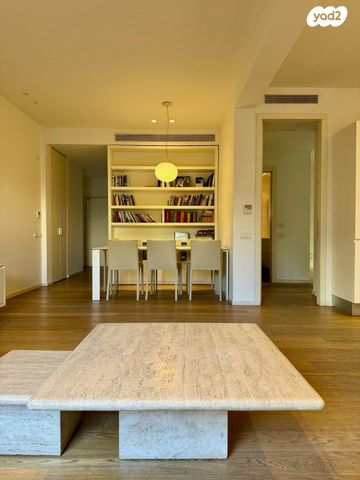 דירה, שדרות ח"ן, הצפון הישן - דרום, תל אביב יפו