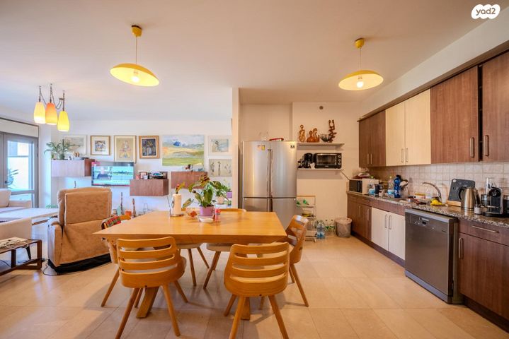 דירה, נחלת יצחק 18, נחלת יצחק, תל אביב יפו