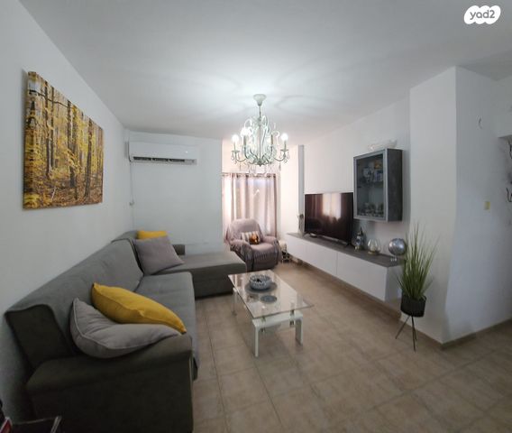 דירה, שדרות השושנים, בן גוריון, נצרת עילית / נוף הגליל