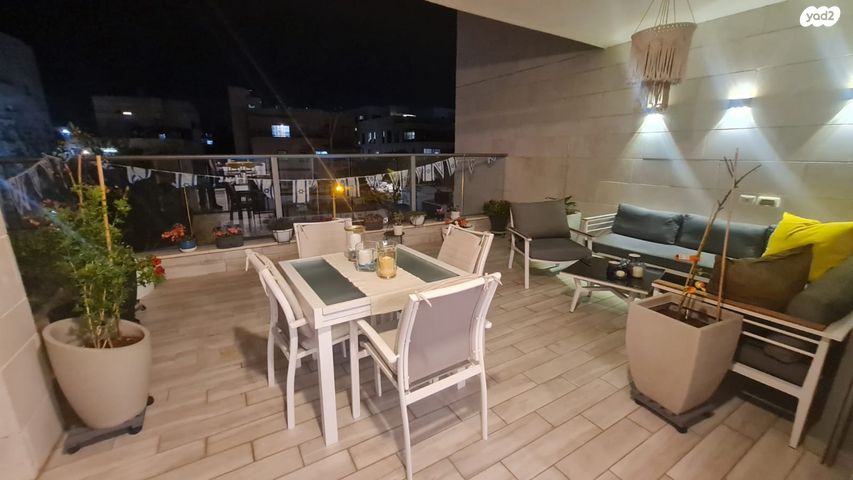 גג/ פנטהאוז, שדרות בורוכוב, מרכז העיר, קרית אתא