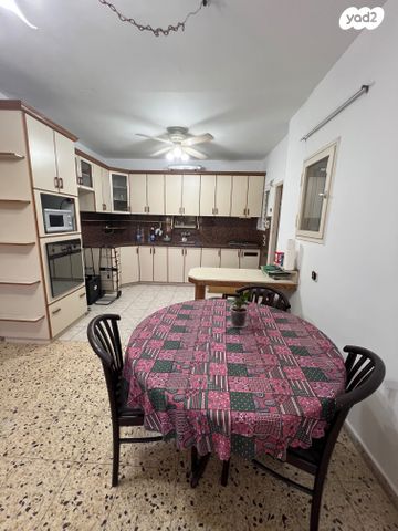 דירה, הנביאים, קרית גת