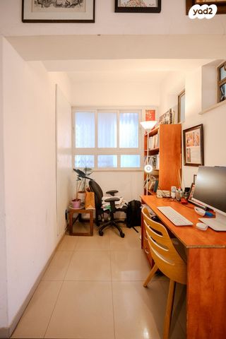 דירה, נחלת יצחק 18, נחלת יצחק, תל אביב יפו