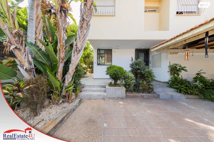 דו משפחתי, ציפורן 5, רמת פולג, נתניה