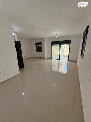 דירה, קרית אתא