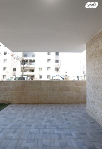 דירת גן, שמעון פרס, מורשת, מודיעין מכבים רעות