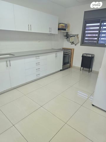 דירה, האשחר 9, שאר העיר, חצור הגלילית