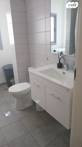 דירה, טבור הארץ, טבריה