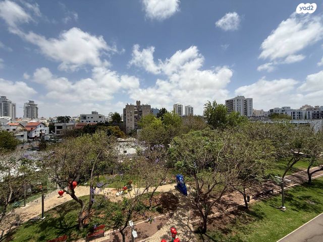 דירה, יוסף אהרונוביץ', נווה רמז, חולון