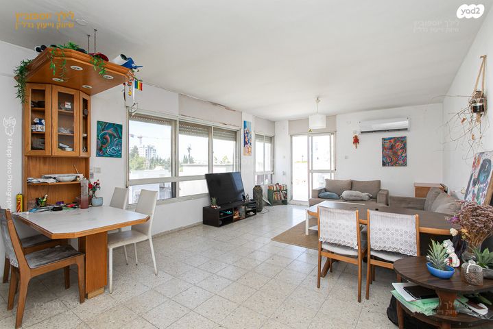 גג/ פנטהאוז, חסידי אומות העולם, רמת אלון, חיפה