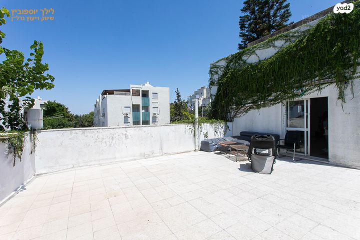 גג/ פנטהאוז, חסידי אומות העולם, רמת אלון, חיפה