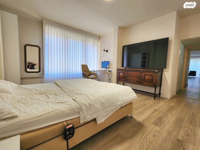 דירה, בן יהודה, מרכז, הרצליה