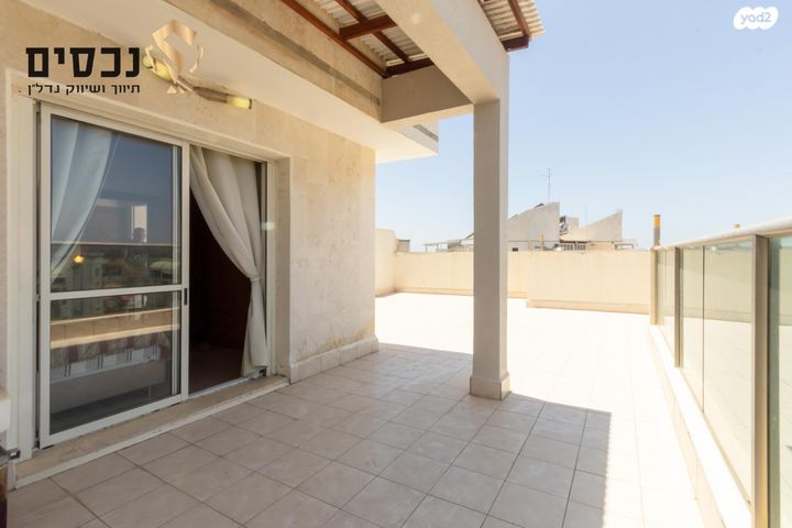 דופלקס, העצמאות, ראש העין