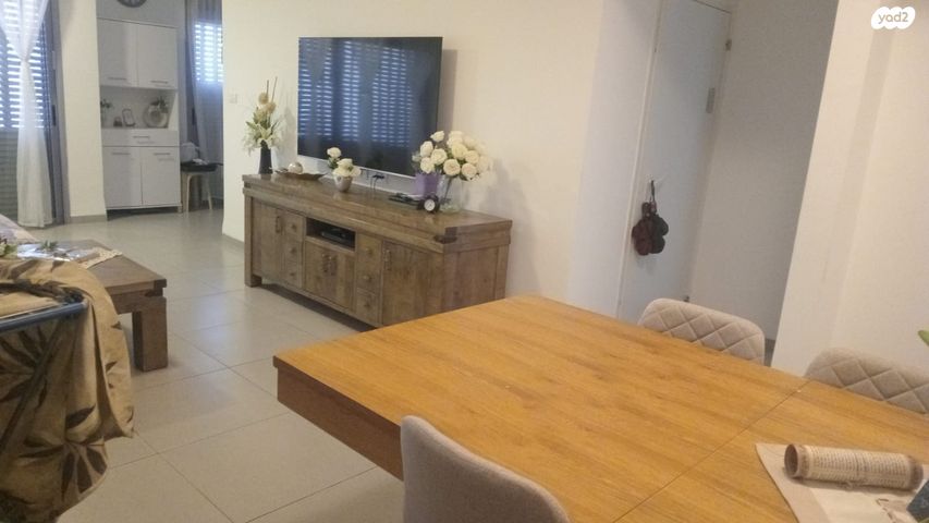 דירה, טבור הארץ, טבריה