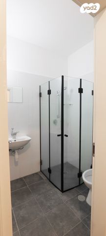 דירת גן, שמעון פרס, מורשת, מודיעין מכבים רעות