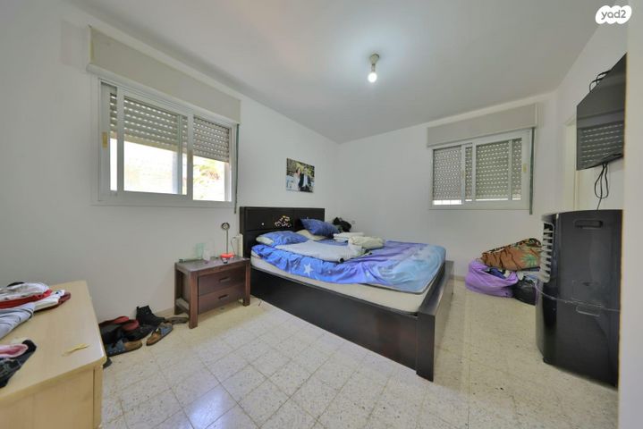 דירה, מנחם בגין 16, נווה גנים, קרית מוצקין