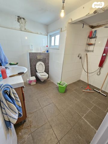 דופלקס, סן דייגו 4, קיבוץ גלויות, קרית מלאכי