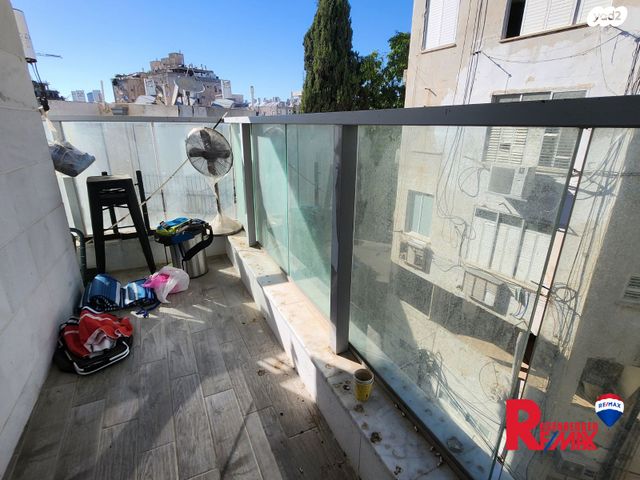 דירה, הרב הרצוג 17, לב העיר, בת ים