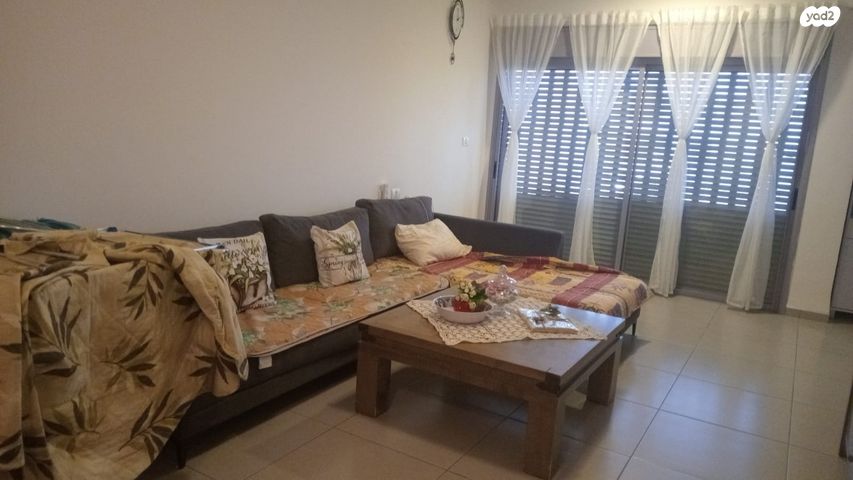 דירה, טבור הארץ, טבריה