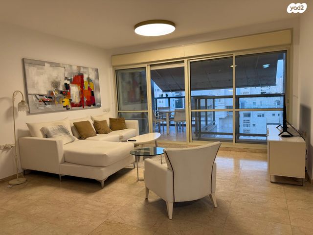 הגוש הגדול, רמת אביב החדשה, נופי ים