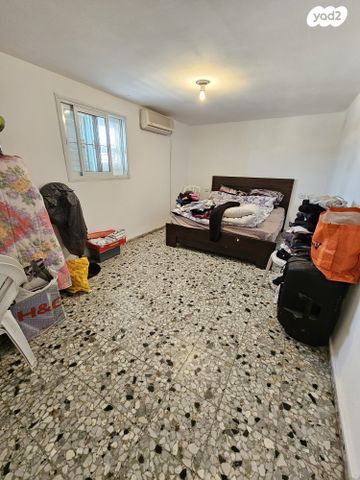 דופלקס, סן דייגו 4, קיבוץ גלויות, קרית מלאכי