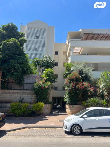 דופלקס, הפעמונים 17, רעננה