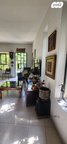 דו משפחתי, ארתור הנטקה, קרית היובל, ירושלים