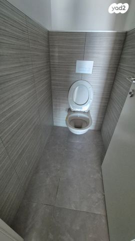 דירת גן, בר כוכבא, אחוזת כנרת, טבריה