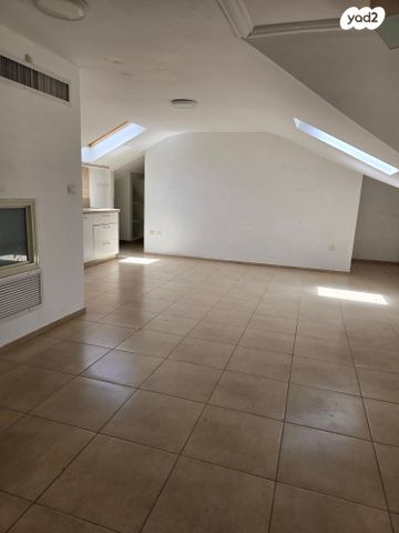 בית פרטי/ קוטג', בני עטרות