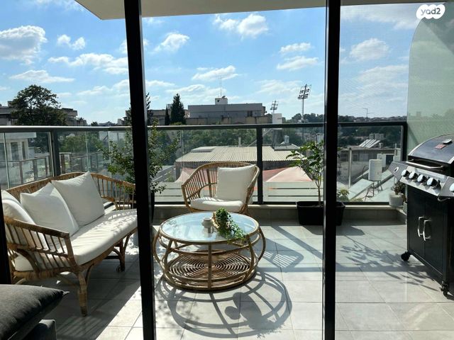 דירה, בר אילן, נווה דוד רמז, רעננה