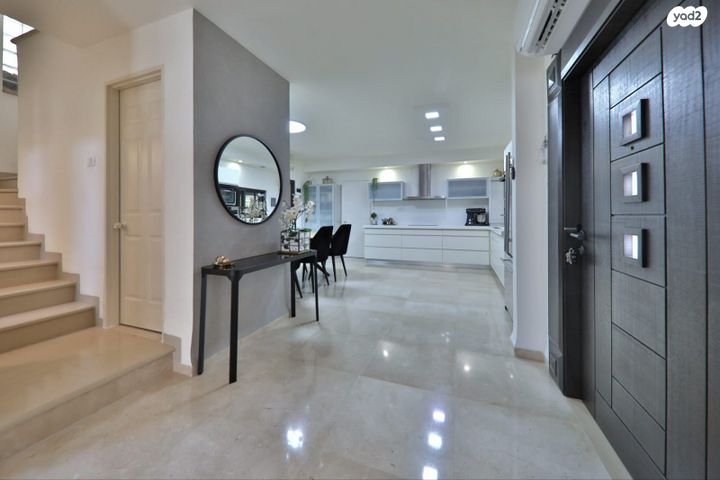 דו משפחתי, הרב קוק 30, מוצקין הותיקה, קרית מוצקין