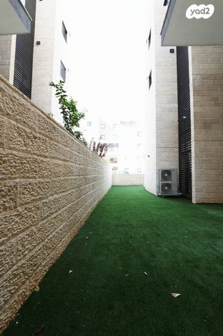 דירת גן, שמעון פרס, מורשת, מודיעין מכבים רעות