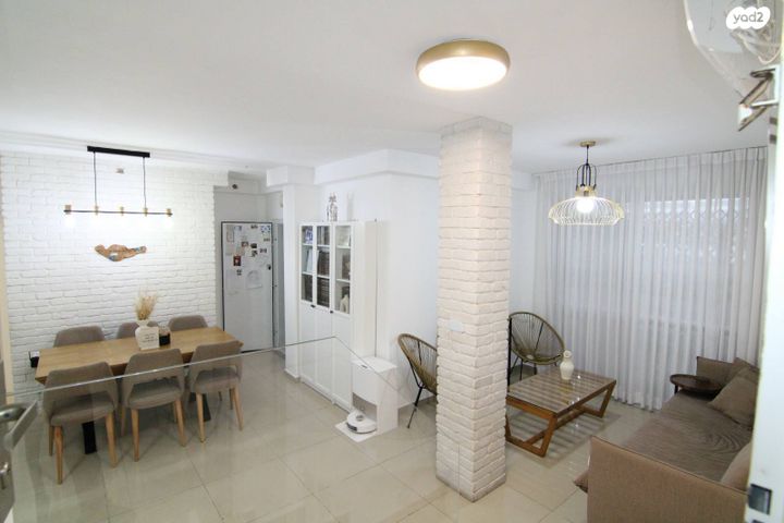 דירת גן, זלמן ארן, רובע ד', אשדוד