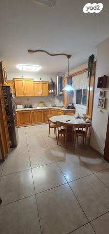 בית פרטי/ קוטג', נחום סוקולוב, עיר, מרכז העיר, נהריה