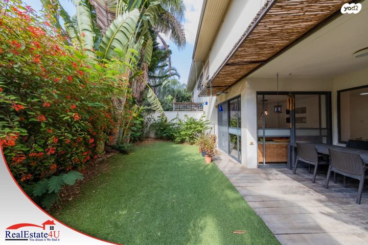 דו משפחתי, ציפורן 5, רמת פולג, נתניה