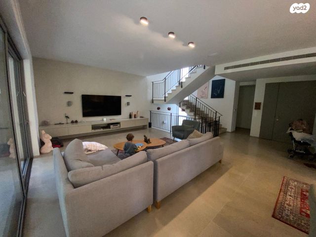 דו משפחתי, רמח"ל, גאולים, כפר סבא