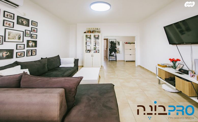 דירה, תרמ"ב, אברמוביץ', ראשון לציון