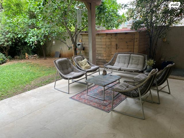 דו משפחתי, רמח"ל, גאולים, כפר סבא