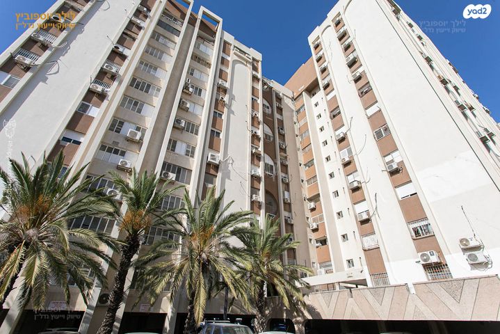 דירה, שדרות משה שרת, קרית ים ב', קרית ים